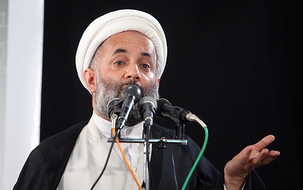 حجت الاسلام حسن روحاني، امام جمعه بابل