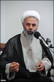 کسی که زیاد قرآن بخواند عمرش برکت پیدا میکند