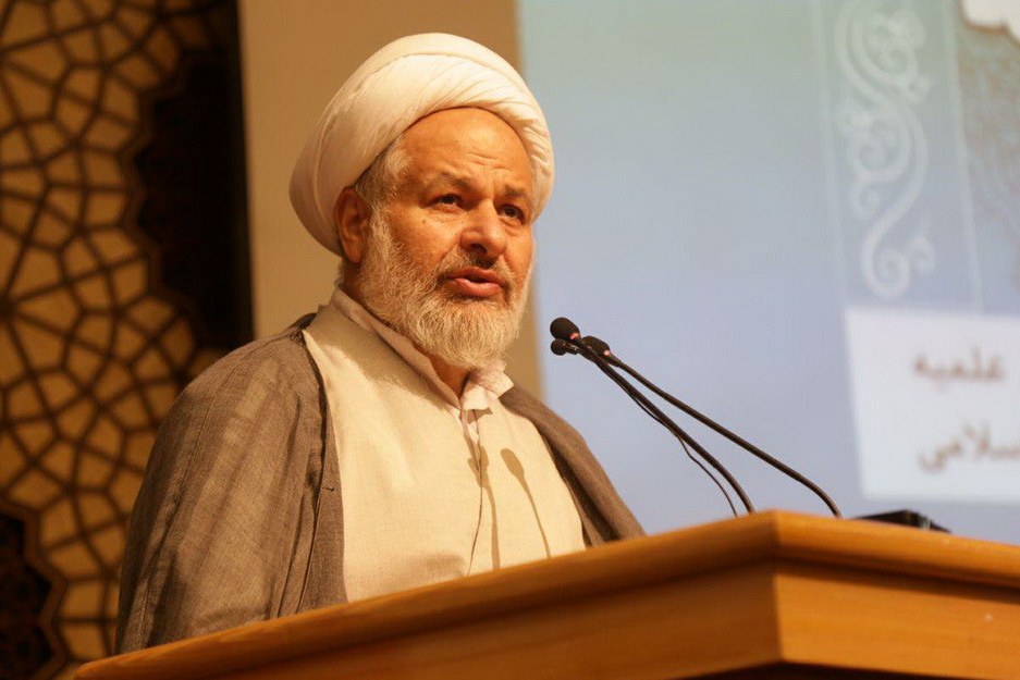 حجت الاسلام مجتبی کلباسی، مدیر مراکز تخصصی و مؤسسات آموزش عالی حوزه های علمیه