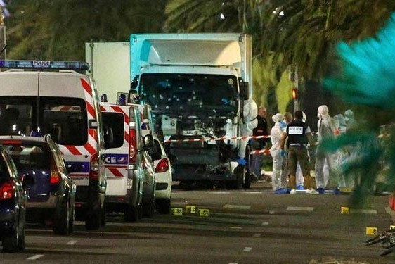 حادثه تروریستی فرانسه 