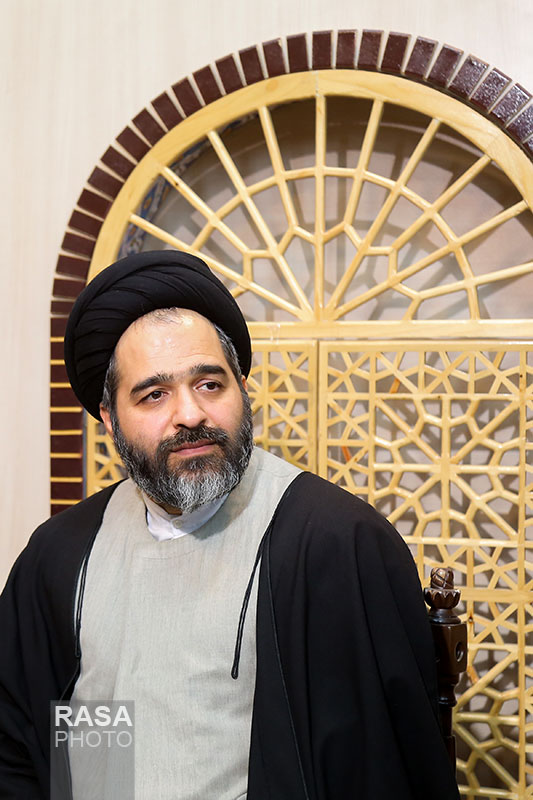 بازدید حجتالاسلام والمسلمین ایزدهی از خبرگزاری رسا