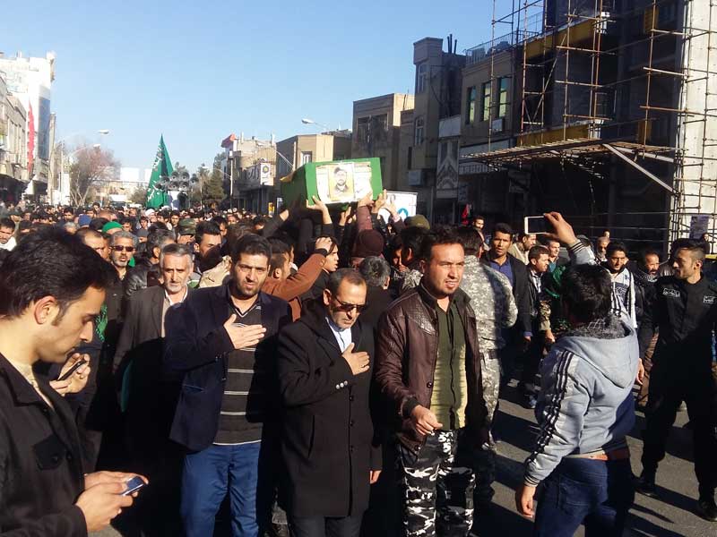 تشييع شهيد مدافع حرم در كاشان