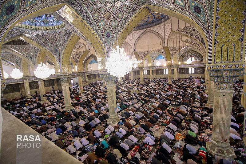 مراسم معنوی اعتکاف در مسجد امام حسن عسکری(ع)