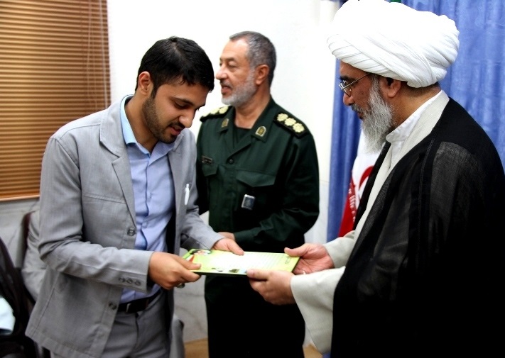 مدیر خبرگزاری رسا در بوشهر تجلیل شد