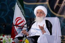حوزه و طلاب باید انقلابی بمانند/ حوزه باید برای نظام نیرو تربیت کند و به آن اهتمام داشته باشد