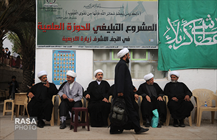 فعالیت تبلیغی طلاب در مسیر پیاده روی اربعین حسینی