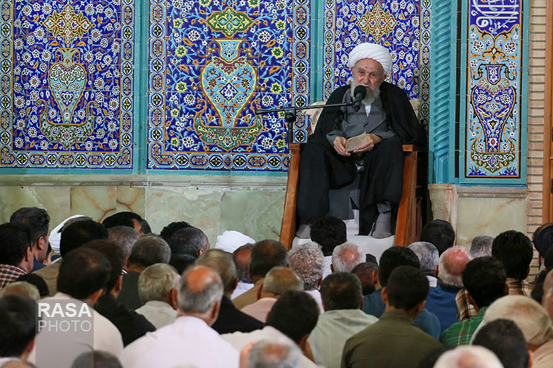 درس اخلاق آیت الله ناصری در مسجد کمرزین اصفهان