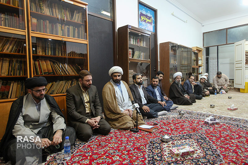 نشست هم اندیشی و ضیافت افطاری مراکز حوزوی در خبرگزاری رسا
