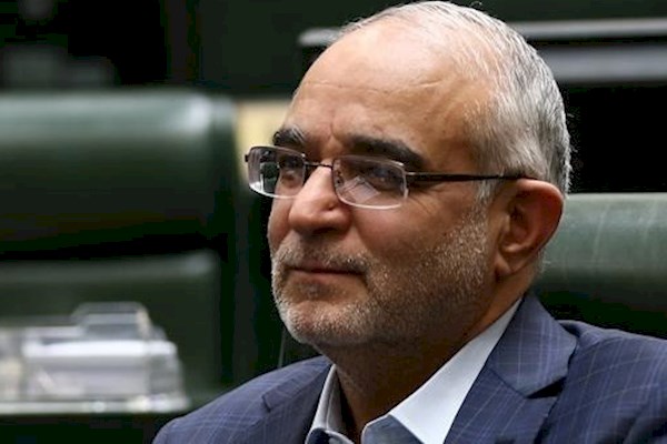 عبدالرضا مصری عضو کمیسیون برنامه و بودجه و نماینده کرمانشاه در مجلس شورای اسلامی