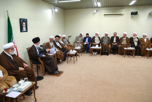 دیدار دست اندرکاران همایش حکیم طهران با رهبر انقلاب