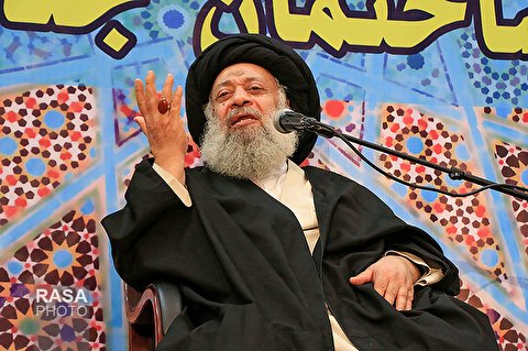 فرار شاه نخستین بارقه خورشید پیروزی انقلاب اسلامی بود