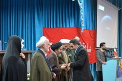 سومین کنگره ادبی سراسری عقیلةالعرب در ارومیه برگزار شد