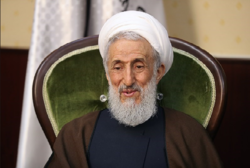 مستکبران با ادعای حقوق بشر ملتهای ضعیف را غارت می کنند