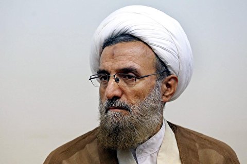 حوزه های علمیه سراسر کشور فردا تعطیل است