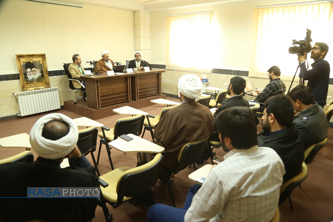 گزارش| بخش نخست کرسی نظریه پردازی گزارش| بخش نخست کرسی نظریه پردازی