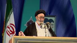 بشریت شاهد اضمحلال رژیمهای سلطه و خودکامه خواهد بود