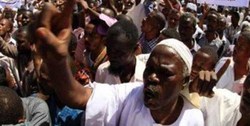 تظاهرات در سودان و آتش زدن مقر حزب حاکم