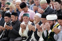 گزارش | به صدا در آمدن زنگ خطر انحراف اسلام اصیل در قزاقستان