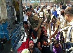 برخورد خشن پلیس کشمیر هند، با عزاداران حسینی