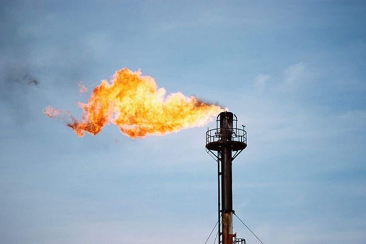 رقم هدررفت انرژی در ایران معادل فروش نفت قبل از تحریم‌ها