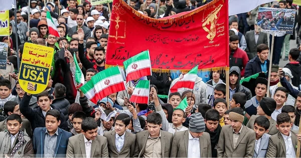 ۱۳ آبان نقطه عطفی در مبارزات ملت ایران با استکبار است