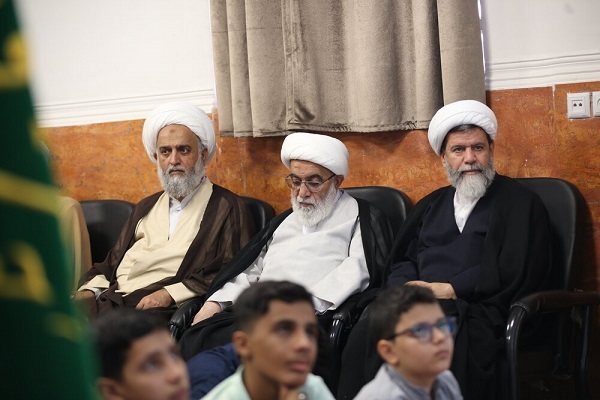 نگاهی به سفر آیتالله شبزنده دار به استان فارس نگاهی به سفر آیتالله شبزنده دار به استان فارس