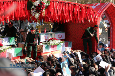تشییع ۲۲ شهید دفاع مقدس در اصفهان‎‎