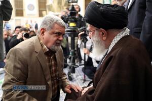 دیدار جمعی از شاعران و اهالی فرهنگ و ادب با رهبر معظم انقلاب اسلامی