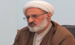 امام خمینی، پرچم دار مبارزه با تفکر کاخ نشینی و اشرافی گری