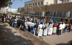 تجمع یمنی‌ها مقابل دفتر سازمان ملل و محکومیت تجاوزات ائتلاف سعودی آمریکایی
