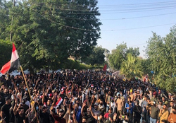 تظاهرات گسترده علیه آمریکا و نتیجه انتخابات نزدیک منطقه سبز بغداد